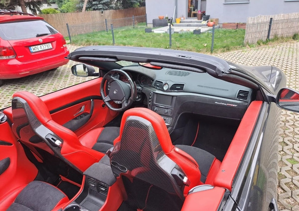 Maserati GranCabrio cena 350000 przebieg: 17000, rok produkcji 2014 z Poznań małe 67